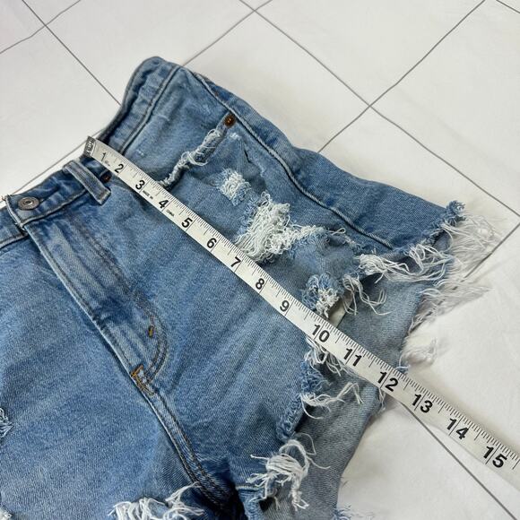 Abercrombie & Fitch Shorts Womens 27 Blue High Rise Mom Denim Distressed Raw Hem - Picture 11 of 11